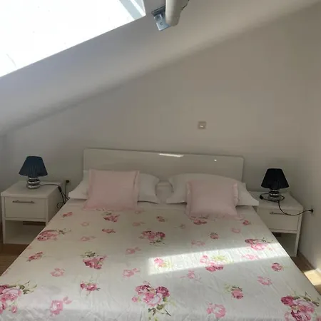 Appartamento Gallery For Two, Near The And The Center Of Jelsa (Hvar)